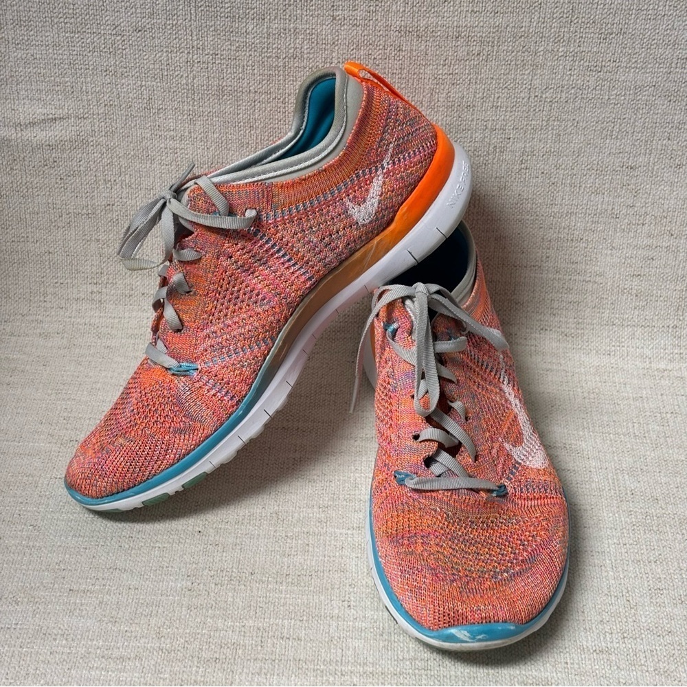 Nike Free TR Flyknit Womens Sz 6 Wm Shoes Sneakers Gamma Blue Orange
